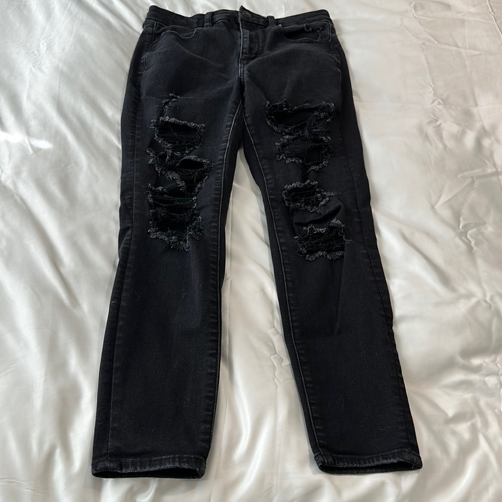 American Eagle Black Distressed Jeans